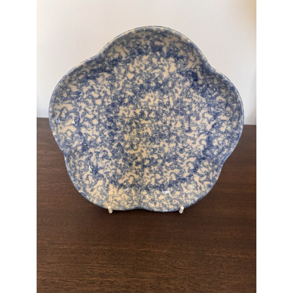 Vintage Blue Spongeware Scalloped Salad Bowl Dessert Plate 7.5" USA Discontinued